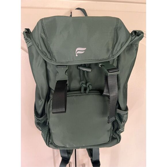 Fabletics The Cargo Backpack Riley - Picture 4 of 8